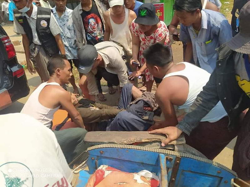 ပဲခူးသပိတ်စစ်ကြောင်းကို စစ်တပ်နဲ့ရဲ ပစ်ခတ်ဖြိုခွင်း၊ ၁ ဦးသေဆုံးပြီး အများအပြား ဖမ်းဆီးခံရ