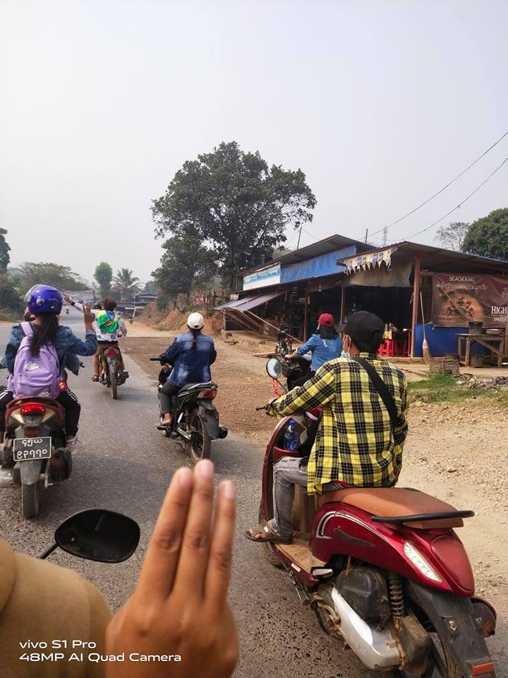 သီပေါနှင့် ကျောက်မဲတွင် ပြောက်ကျားအသွင်ဖြင့် ဆက်လက်ဆန္ဒပြ