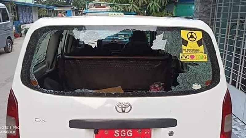 ယမန်ညက ယုဇနဥယျာဉ် မြို့တော်  အကြမ်းဖက်စစ်အုပ်စုက မင်းမဲ့ဆန်စွာပြုမူ