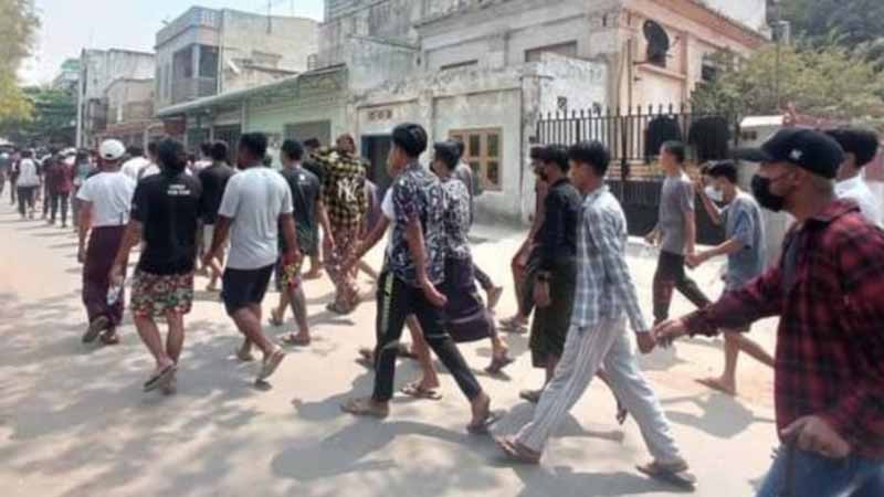 အတားအဆီးများကြားက သာစည်၊ မိတ္ထီလာ၊ ဝမ်းတွင်း၊ မလှိူင် ၄ မြို့နယ်တွင် ဆက်လက်ဆန္ဒပြ