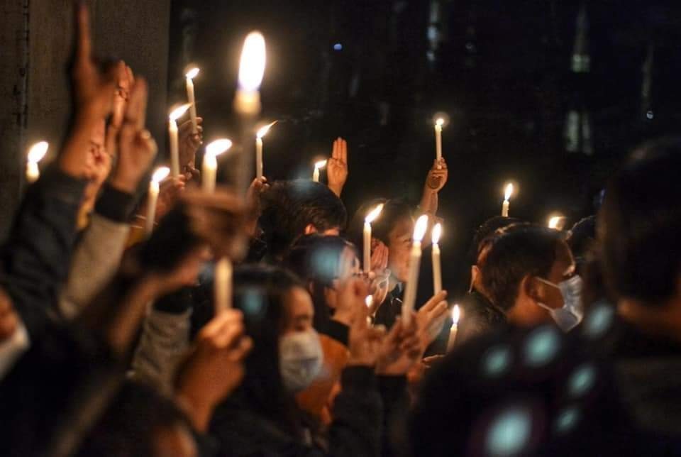 ပင်းတယမီးအိမ်ရှင် ဒေါက်တာ သန်းမင်းထွဋ် လွတ်မြောက်ရေးအတွက် ဆုတောင်းပွဲပြုလုပ်