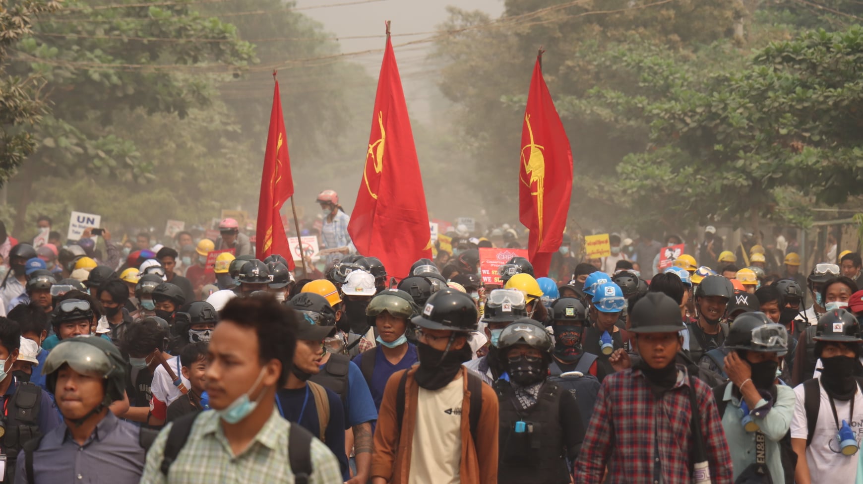 မုံရွာမြို့တွင် အကြမ်းဖက် စစ်အာဏာရှင်ကို ဆက်လက်ဆန့်ကျင်ဆန္ဒပြ