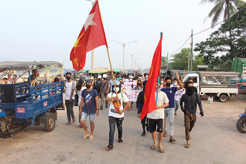 ထားဝယ်တွင် ရပ်ကွက်ထဲ ကင်းစောင့်နေသူ ၄ ဦးကို အကြမ်းဖက်စစ်အုပ်စု ဖမ်းဆီး