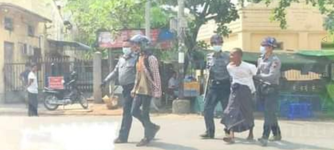 မိတ္ထီလာတွင် ရဲနှင့်စစ်တပ်က ပစ်ခတ်သဖြင့်  ဆန္ဒပြပြည်သူအချို့ဒဏ်ရာရ၊  ၂ ဦးအဖမ်းခံရ