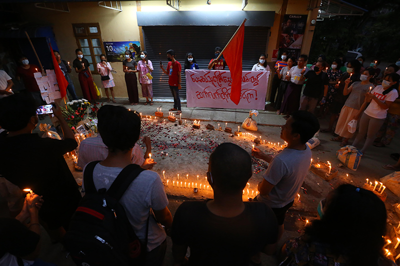 တာမွေ ပြောက်ကျားသပိတ်ပြုလုပ်၊ ကျဆုံး ကိုသက်ပိုင်စိုးအတွက် အလေးပြု ကဗျာရွတ်