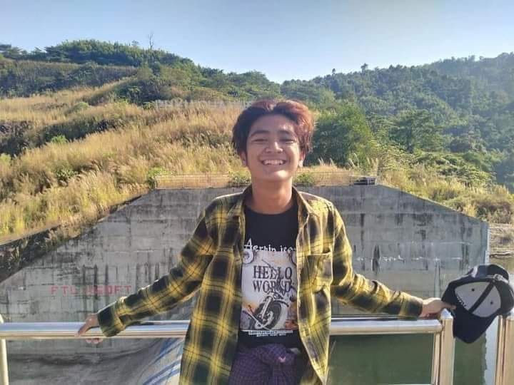 ဖြူးမြို့တွင် ရဲတပ်ဖွဲ့၏ ပစ်ခတ်မှုကြောင့် ဒုတိယနှစ်ကျောင်းသား ၁ ဦး သေဆုံး
