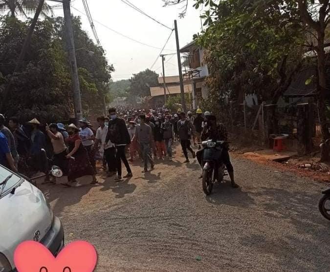 ကျိုက်ထိုတွင် အကြမ်းဖက်စစ်အုပ်စု ပစ်ခတ်မှုကြောင့် ၁ ဦးကျဆုံး၊ ၈ ဦး ဒဏ်ရာရ