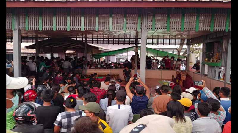 လားရှိုးမြို့၌  စစ်တပ်၏ပစ်ခတ်မှုကြောင့် လူငယ် ၃ ဦးကျဆုံး