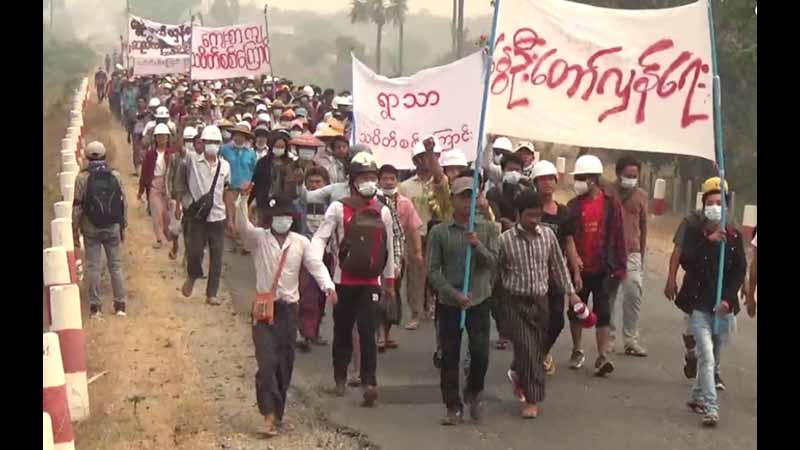 ၁ ဦးကျဆုံးခဲ့သော်လည်း ယင်းမာပင်နှင့် ဆားလင်းကြီးတွင် ဆက်လက်ဆန္ဒပြ