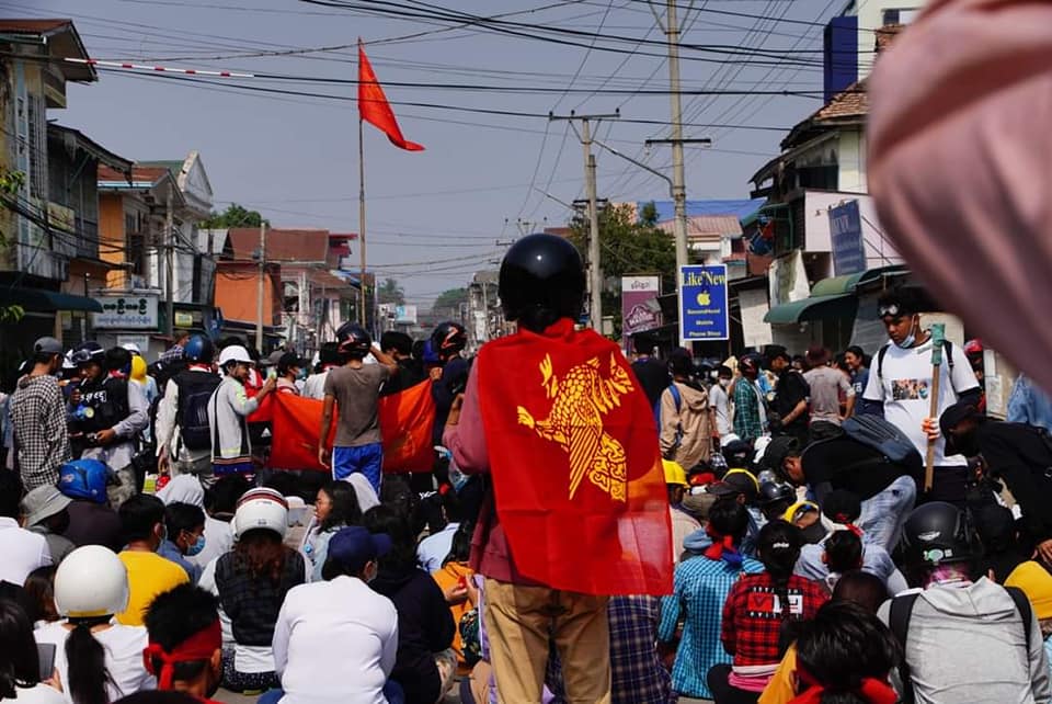 စစ်အာဏာရှင်ကို တော်လှန်နေသည့် မွန်လူငယ်များက CRPH ထံ အချက် ၄ ချက် တောင်းဆို