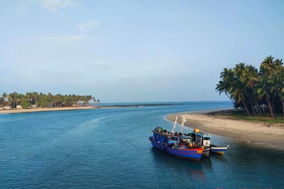 ချောင်းသာ၊ ငွေဆောင်၊ ရွှေသောင်ယံ ကမ်းခြေများတွင် ငါးဖမ်းမထွက်ရန်တားဖြစ်၊လက်နက်ကြီး ပစ်သံများ စတင်ကြားရ