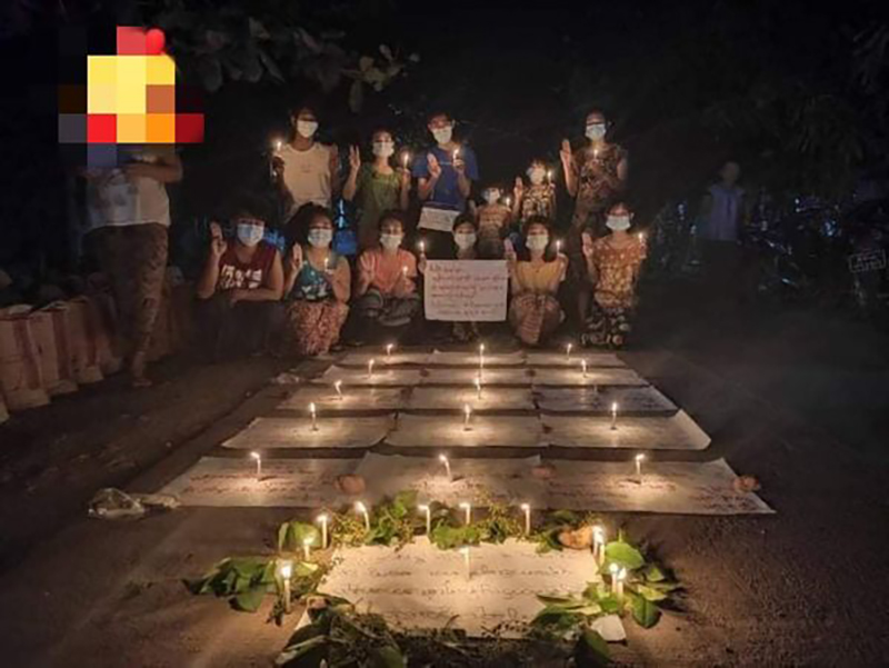မကွေးမြို့တွင် စစ်အာဏာရှင်ပြုတ်ကျရေး ညသပိတ်ပြုလုပ်