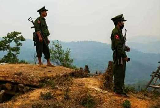 အကြမ်းဖက်စစ်ကောင်စီ၏ ခမရ ၃၈၉ တပ်စခန်းကို ကေအိုင်အေသိမ်းပိုက်