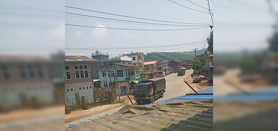 မိုးကုတ်မြို့ ၌ ရပ်မိရပ်ဖ ၁ ဦးကို အကြမ်းဖက်စစ်အုပ်စုက ဖမ်းဆီး