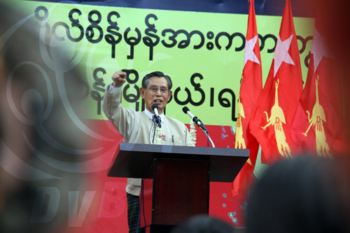 ဖြဲ့စည္းပုံဆုိင္ရာ လူထုဆနၵ ရယူေရး ေဟာေျပာပြဲ (ဓာတ္ပုံ)