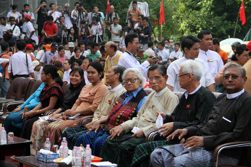 ရန္ကုန္တုိင္းတြင္ ၉၉ ရာခုိင္နႈန္း ဖြဲ့စည္းပုံျပင္ေရး မဲေပး