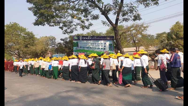 နွားထိုးကြီးမြို့နယ်၌ CDM ပညာရေးဝန်ထမ်းများကို ခြိမ်းခြောက် ကျောင်းပြန်တက်ခိုင်း