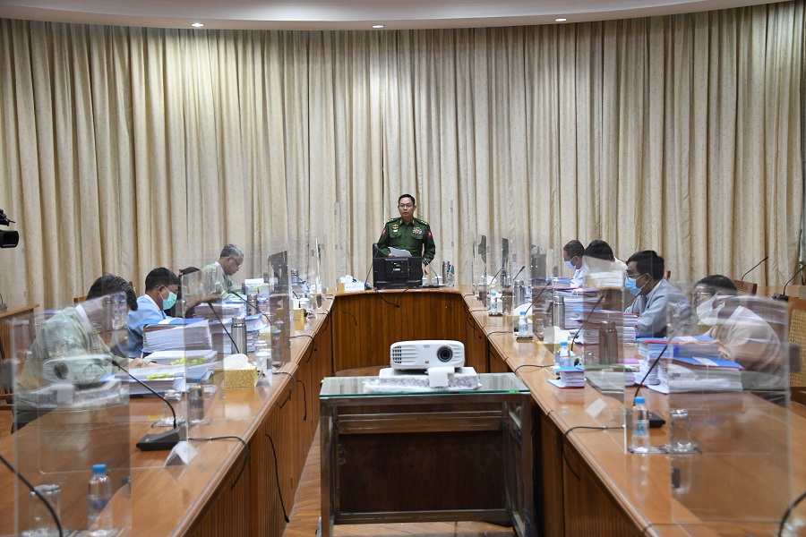 ဒေါ်လာ ၂ ဘီလီယံခွဲ ပမာဏရှိ LNGလုပ်ငန်းတစ်ခု အပါအဝင် ရင်းနှီးမြှုပ်နှံမှု ၁၅ ခုကို စစ်ကောင်စီက ခွင့်ပြုချက်ချပေး