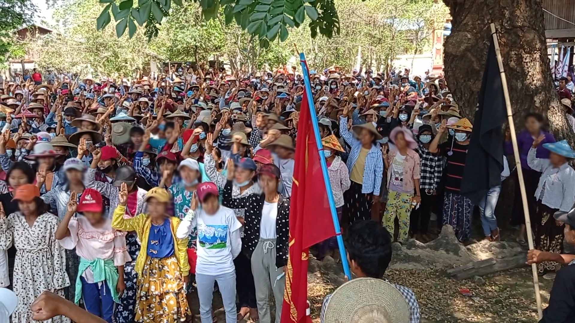 ယင်းမာပင်နှင့် ဆားလင်းကြီးဒေသက ပြည်သူတို့၏ စစ်အာဏာရှင်ဆန့်ကျင်လှုပ်ရှားမှု