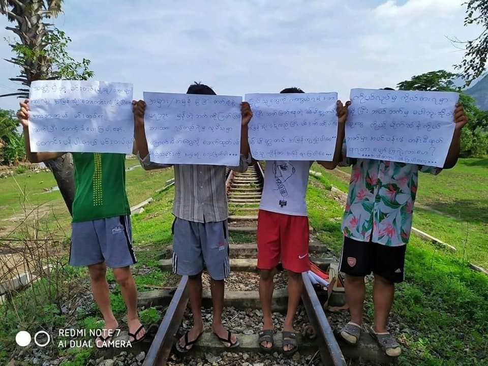 ပေါင်မြို့နယ်တွင် စစ်အာဏာရှင်ဆန့်ကျင်ရေး ဆက်လက်ဆန္ဒပြ