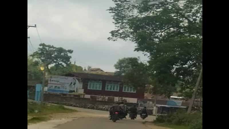 မိုးကုတ်တွင်  ၈ တန်းကျောင်းသား ၁ ဦးနှင့် ရွာသား  ၃ ဦး ဖမ်းဆီးခံရ