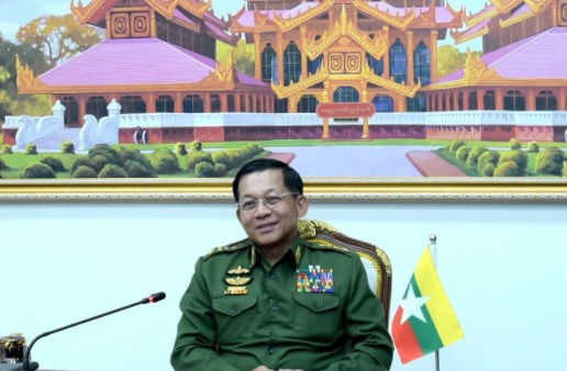 အကြမ်းဖက်စစ်ခေါင်းဆောင် မသေမချင်း     ကာချုပ်လုပ်ရန် စီစဉ်နေသည့်အပေါ် တပ်မတော်အရာရှိ ဝေဖန်