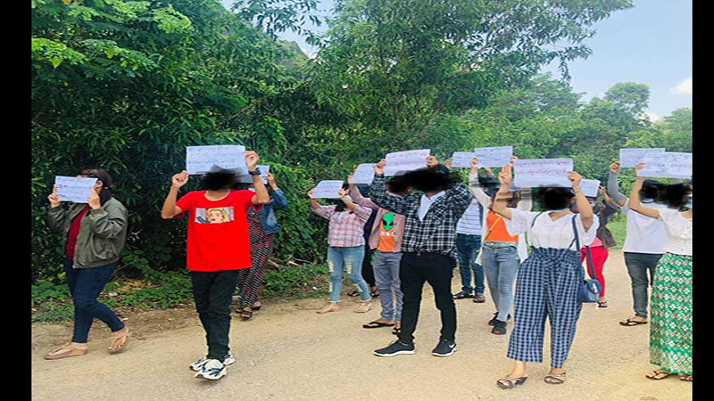 စစ်အာဏာရှင်ကို နေ့စဉ်တော်လှန်ပေးကြရန် မော်လမြိုင်လူငယ်များ တိုက်တွန်း