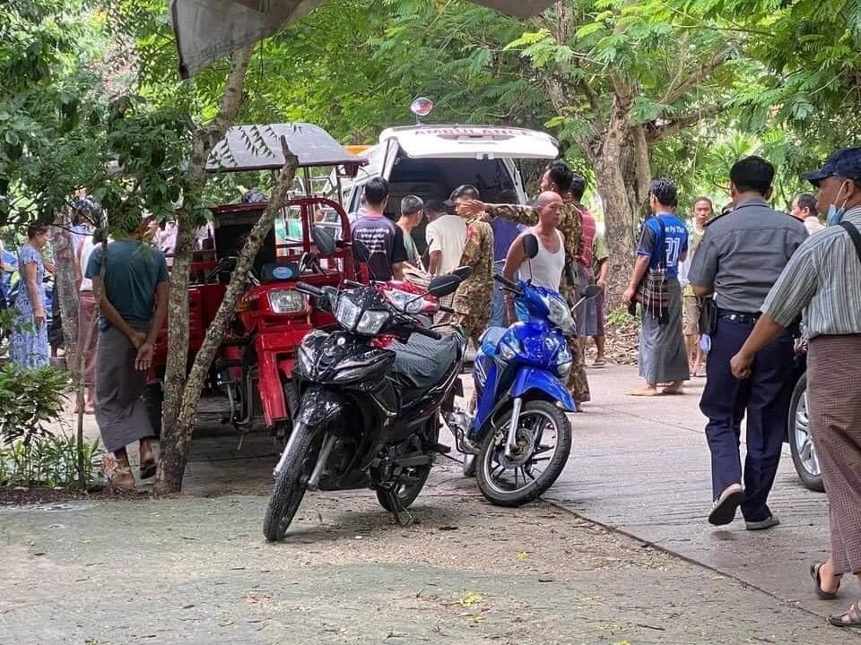 ရွှေပြည်သာမြို့နယ် အမှတ် ၆ ရပ်ကွက်အုပ်ချုပ်ရေးမှူးရုံးရှေ့ ဗုံးကွဲ