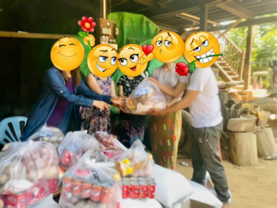 CDM ပညာရေး၀န်ထမ်းများကို ဝိုင်းမော်ရောင်စုံလူငယ်များအဖွဲ့က ထောက်ပံ့