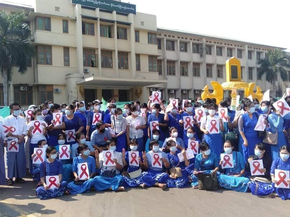 ကြားကာလ ပညာသင်ကြားရေး အစီအစဉ်အတွက် မော်လမြိုင်တက္ကသိုလ် ကျောင်းသားစာရင်း စတင်ကောက်ခံ