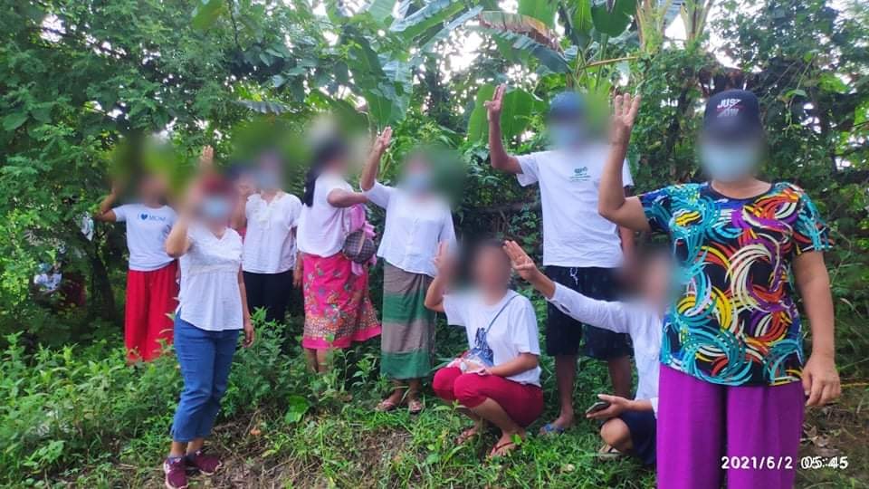 မိုးကောင်းမြို့ ၌ စစ်အာဏာရှင်ဆန့်ကျင်ရေး ပြောက်ကျားသပိတ်ဖြင့် ဆန္ဒပြ
