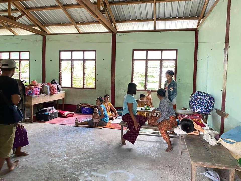 လေးကေ့ကော် စစ်ဘေးရှောင်စခန်းတွင် အခြေခံစားသောက်ကုန် အကူအညီလိုအပ်နေ