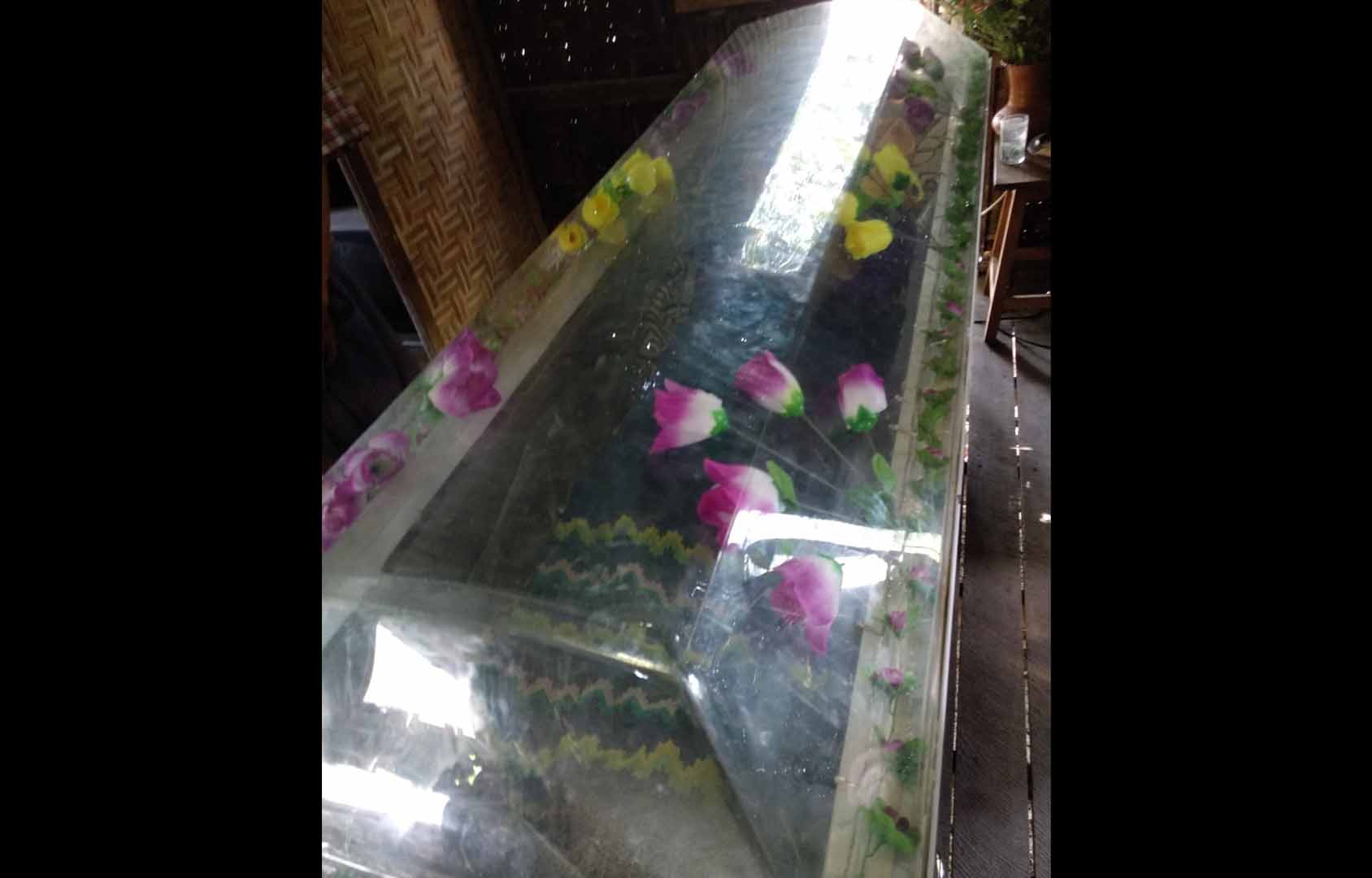 ယင်းမာပင်၊ အောင်​ဇေယျ​စျေး ဗုံးကွဲမှု၌ ဒဏ်ရာရ အငြိမ်းစား ကျောင်းဆရာမ ၁ ဦး ကွယ်လွန်