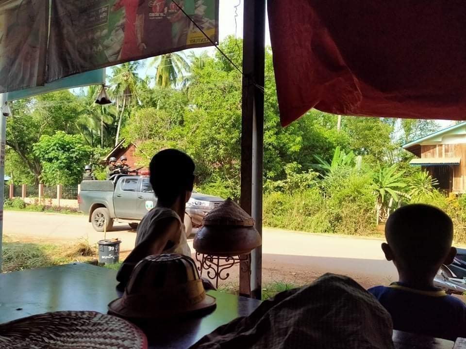 ကြာအင်းဆိပ်ကြီးမြို့နယ်အတွင်း အကြမ်းဖက်စစ်တပ် အင်အား ၁၀၀ ကျော်ဝင်ရောက်လာ