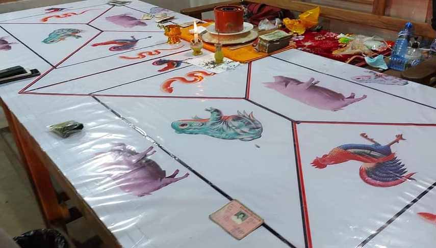 အကြမ်းဖက်စစ်ကောင်စီကို ဝင်ငွေရှာပေးနေသည့် ရွှေကူမြို့ လောင်းကစားဝိုင်း နေရာပြောင်းရွှေ့
