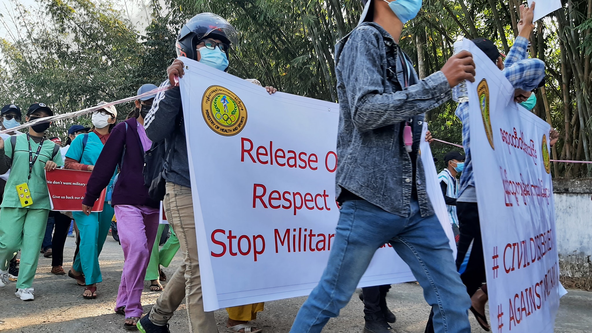 ဧရာဝတီတိုင်းအတွင်း CDM ကျန်းမာရေးဝန်ထမ်းများကို ဝန်ထမ်းအိမ်ရာမှ ဖယ်ရှား