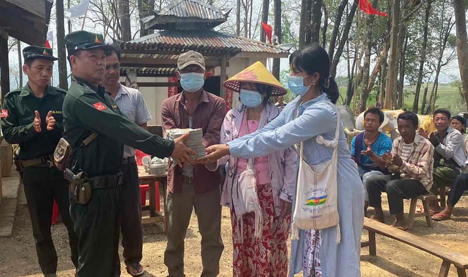 နမ္မတူတွင် တိုက်ပွဲကြောင့်ပျက်သွားသည့် နေအိမ်များပြင်ရန် SSPP က ကျပ်သိန်း ၆၃၀ ထောက်ပံ့