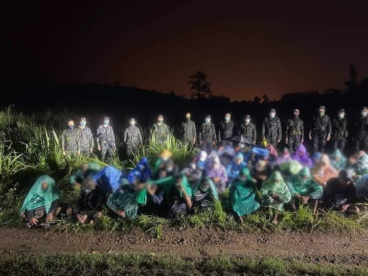 ထိုင်းနိုင်ငံကို တရားမဝင်လာရောက်သည့် မြန်မာလုပ်သား ၃၅ ဦး မဲဆောက်တွင် အဖမ်းခံရ