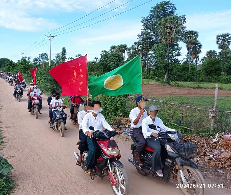 စစ်အာဏာရှင်ပြုတ်ကျရေး မြိုင်ပြည်သူရာချီ ဆိုင်ကယ်သပိတ်လုပ်