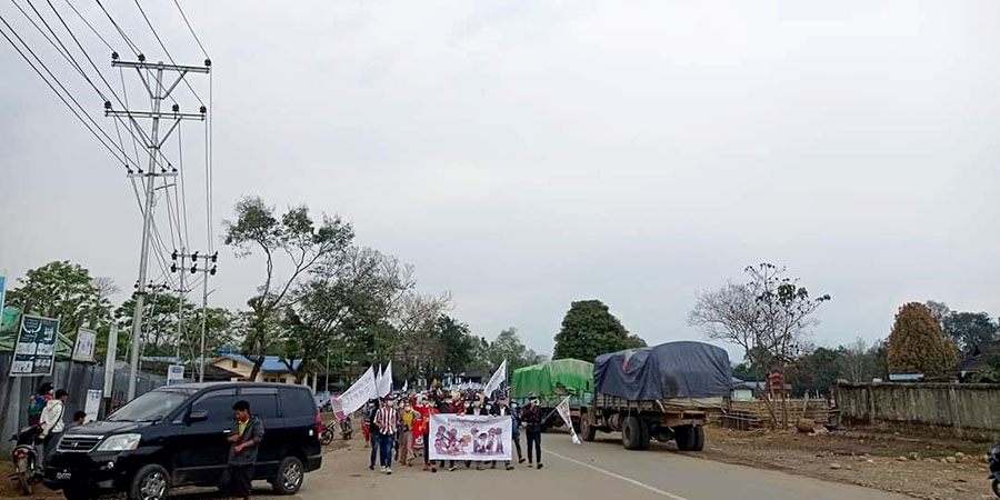 ပူတာအိုတွင် စစ်အာဏာရှင်အလိုမရှိကြောင်း ဆန္ဒပြလူငယ်များ၏ မိသားစု၀င်များ ခြိမ်းခြောက်ခံရ