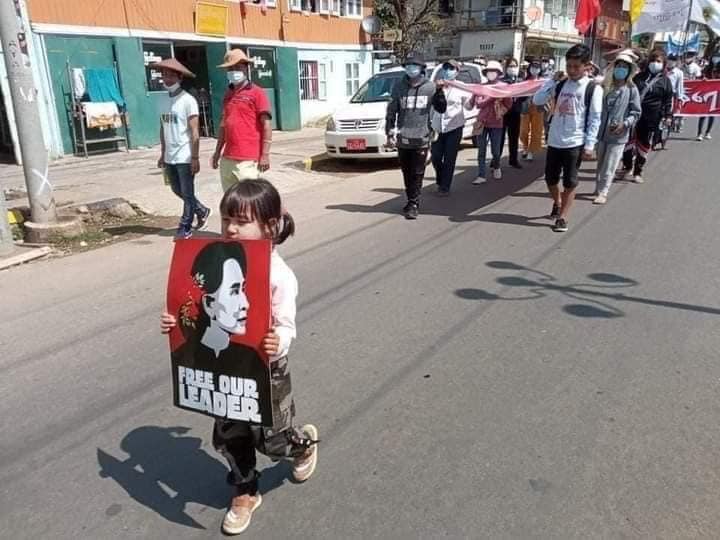 မိုးကုတ် သပိတ်ခေါင်းဆောင်၏ ၅ နှစ်အရွယ်သမီးကို ရက် ၂၀ ပြည့်အထိ ပြန်လွှတ်မပေးသေး