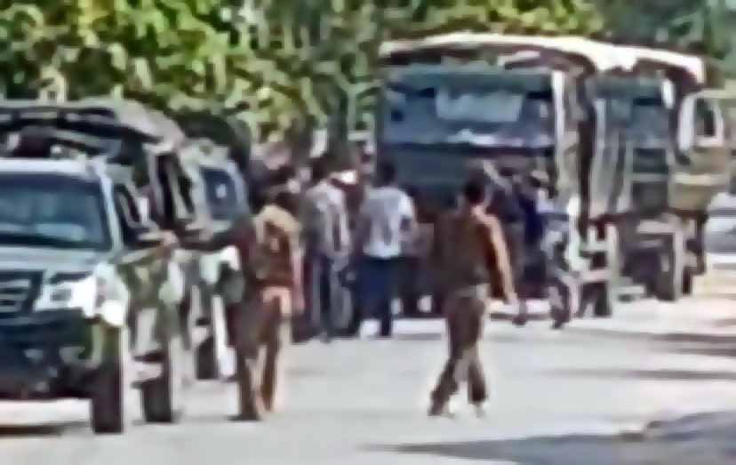 အရွယ်မရောက်သေးသူများအပါအဝင် ၆၄ ဦးကို စစ်ကောင်စီအကြမ်းဖက်အဖွဲ့က သေဒဏ်ချ