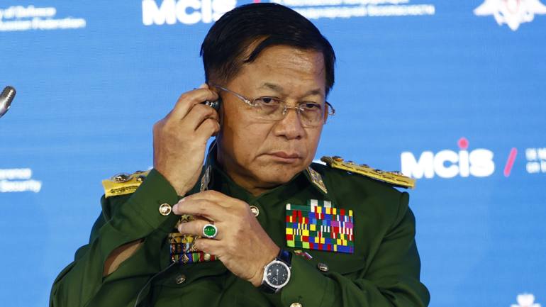 အာဏာသိမ်းအကြမ်းဖက်စစ်ခေါင်းဆောင်နှင့် မြန်မာ့ကျောက်စိမ်း