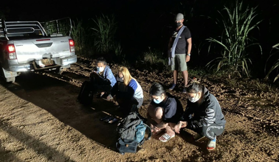 ထိုင်းလမ်းပြအကူအညီဖြင့် တရားမဝင် လာရောက်သည့် မြန်မာ ၁၁ ဦး မဲဆောက်တွင် ဖမ်းဆီးခံရ