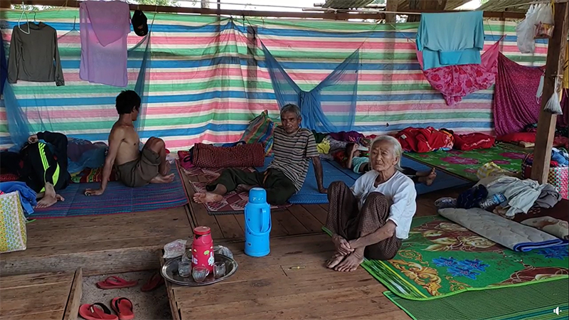 ကျေးသီးနှင့် မိုင်းကိုင်က စစ်ဘေးရှောင်များ စားနပ်ရိက္ခာအကူအညီ အရေးပေါ်လိုအပ်