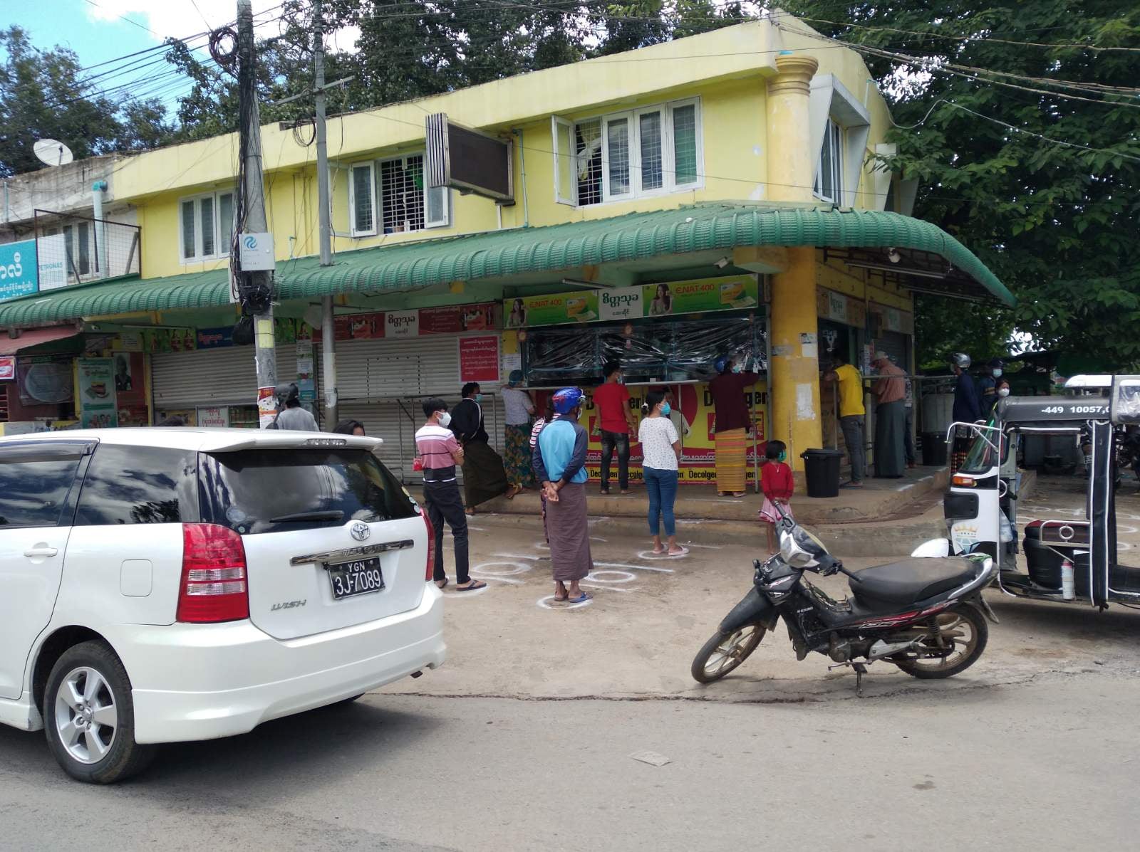 ပြင်ဦးလွင်မြို့၌ ဈေးဆိုင်ဖွင့်ချိန် ယာယီပြောင်းလဲ သတ်မှတ်