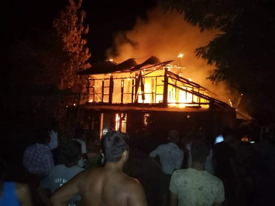 သဲကုန်းမြို့နယ်၊ ဆင်မြီးဆွဲမြို့တွင် မီးလောင်