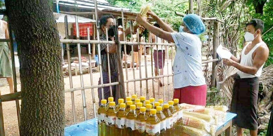 ပေါင်းတည်မြို့ ၌ ပြည်သူအချင်းချင်း အစားအစာ မျှဝေလှူဒါန်း