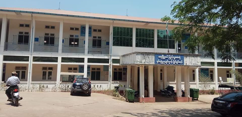 ရေးမြို့တွင် ဆေးဝါးများ ပြတ်လပ်ပြီး ဈေးနှုန်း မြင့်တက်