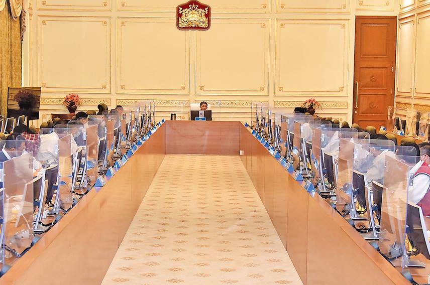 အများပြည်သူအလုပ်ပိတ်ရက် ဩဂုတ် ၈ ရက်အထိ သီတင်းတစ်ပတ်ထပ်တိုး